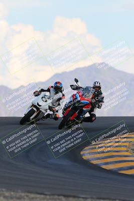 media/Oct-03-2022-Moto Forza (Mon) [[5f077a3730]]/Beginner Group/Session 5 (Turn 12)/